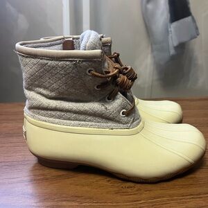 Sperry Ivory Winter Boots